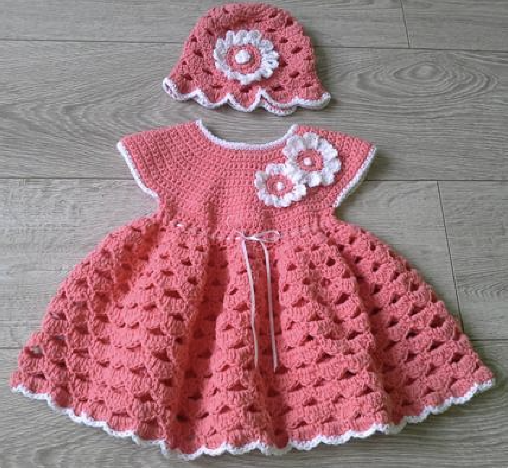 Bubble Bee Dress and Hat – Patterns Free