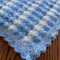 How to Crochet a ZigZag Baby Blanket: Step-by-Step Guide