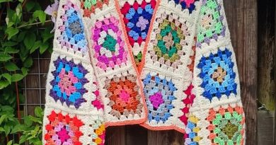 Colorful Crochet Denim Jacket: A Fusion of Classic Style and Handmade Charm