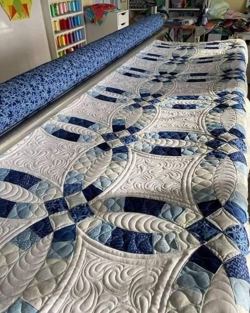 Double Wedding Ring Quilt
