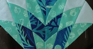 Art-Deco Fan Leaf .
